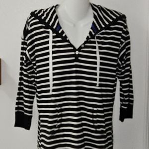 Chaps striped top hoodie small 8 10 Black White